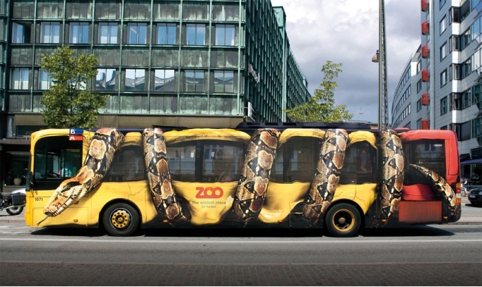 Image to the word автобус,  Pictures gallery of Zinkod, транспорт, Автобус — безрельсовое механическое транспортное средство, предназначенное для перевозки 7 и более пассажиров, и приводимое в движение энергией, запасённой, или производимой из топлива, хранящегося на борту, или с любым другим видом автономной тяги (Автобус в традиционном понимании